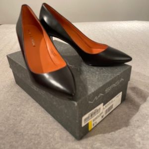 Via Spiga Black Leather Pumps